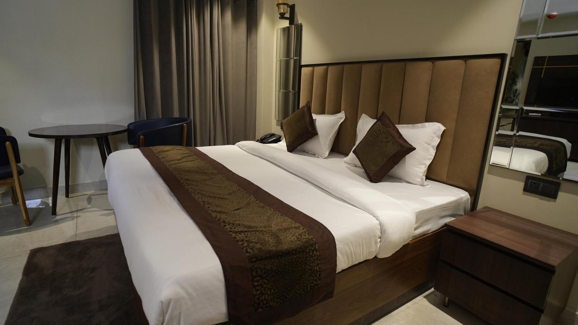 Hotel Lords Valley Rishīkesh Zewnętrze zdjęcie