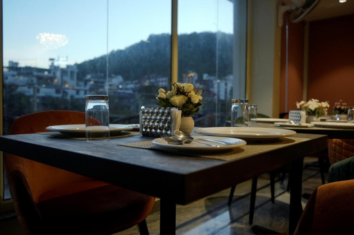 Hotel Lords Valley Rishīkesh Zewnętrze zdjęcie